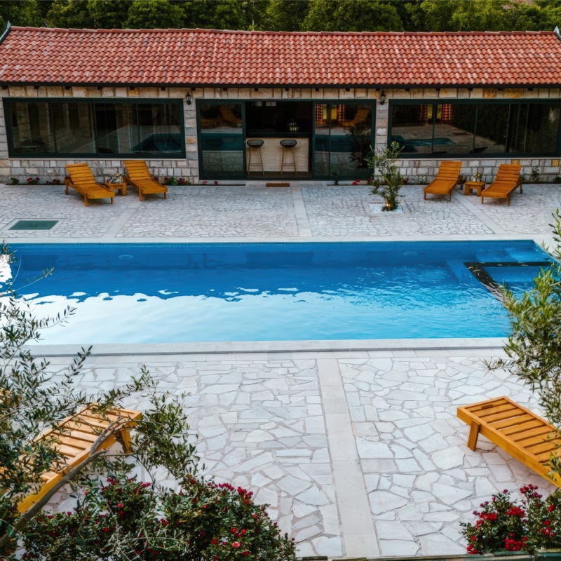 Villa Lapis outdoor living area and summer tavern